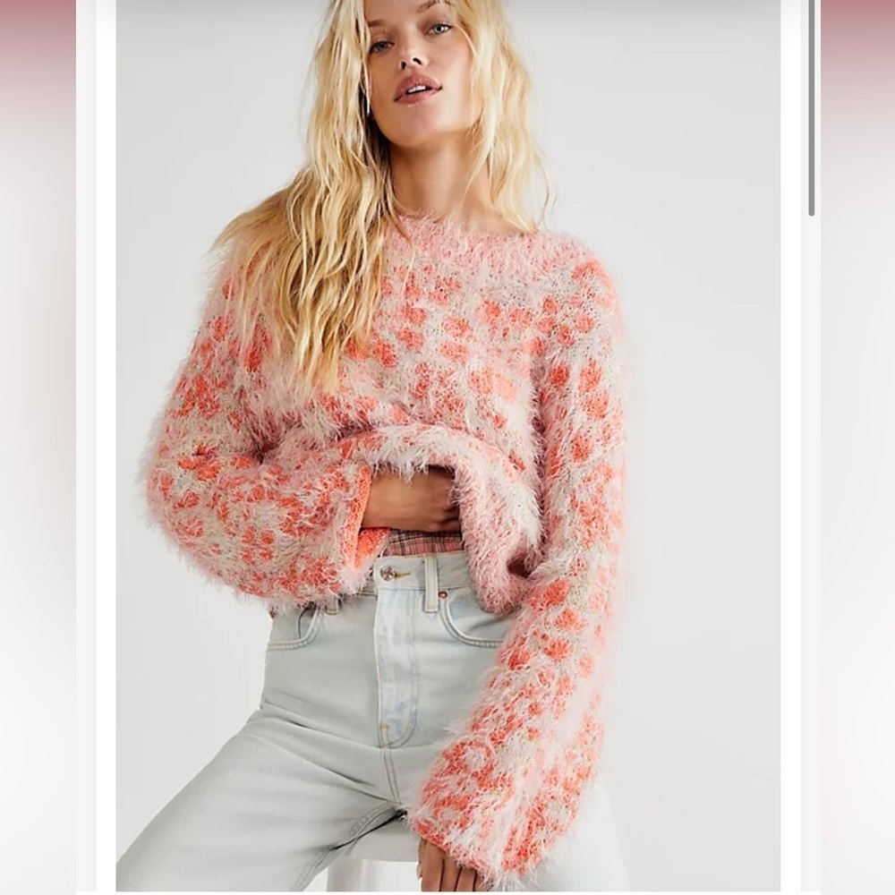 NWT Free People Phoebe Pullover Strawberry Creme Size M